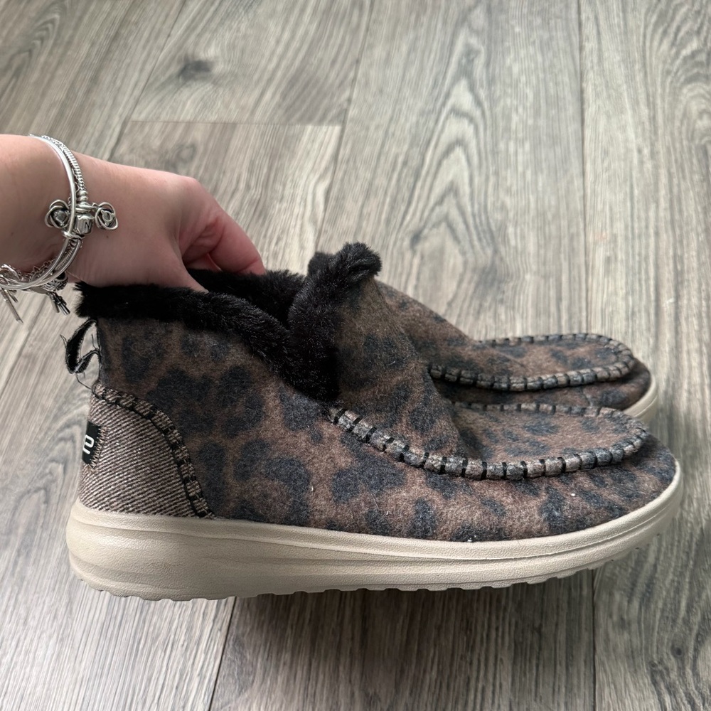 Hey dude shoes